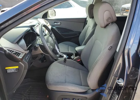 2017 Hyundai Santa Fe Se z USA, uszkodzony, nr VIN KM8SMDHF7HU256195